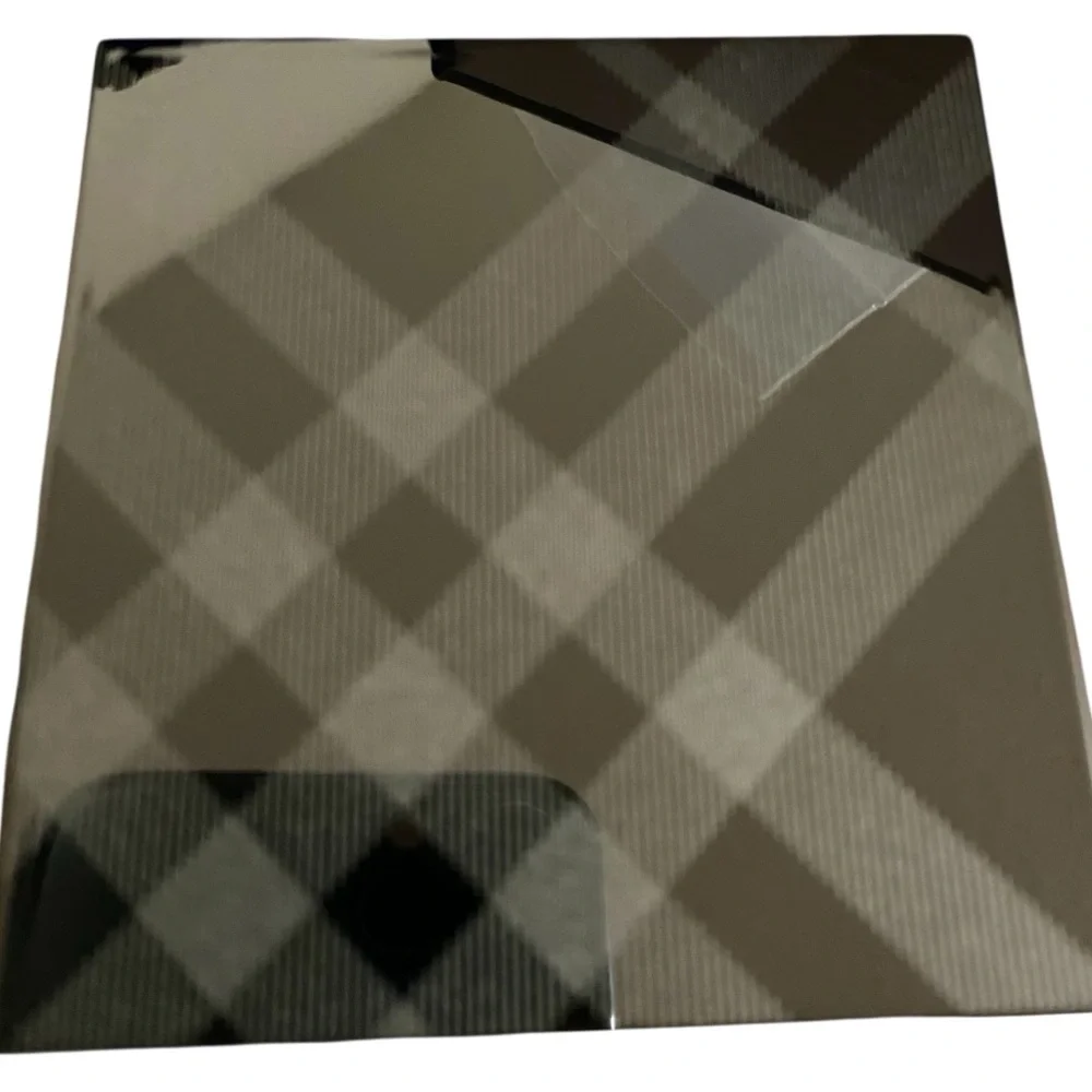 Burberry Black and Gold Eye Palette NEW IN BOX - Picture 5 of 9